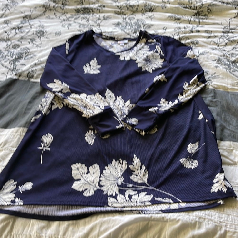 LLR tunic top